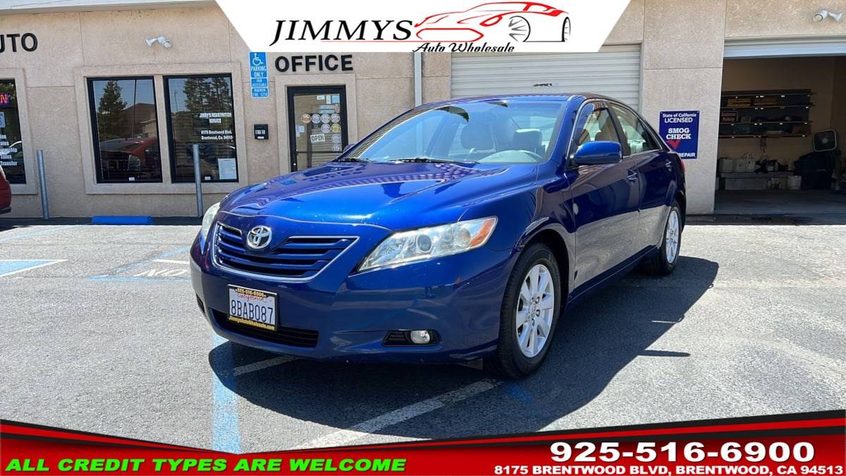 2008 Toyota Camry XLE — Sedan — 122,822 mi — Brentwood, CA
