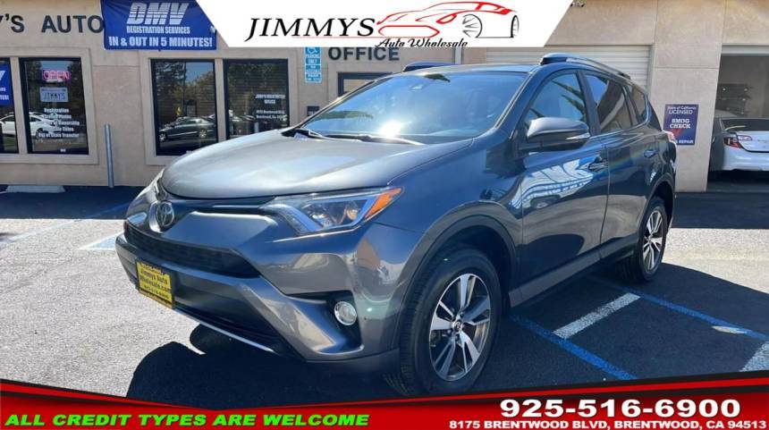 2017 Toyota RAV4 XLE — SUV — 151,261 mi — Brentwood, CA