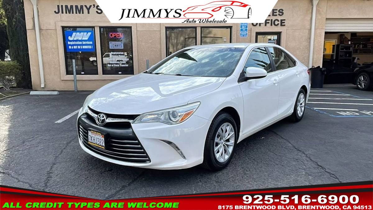 2015 Toyota Camry LE — Sedan — 90,685 mi — Brentwood, CA