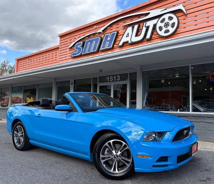 2013 Ford Mustang V6 — Convertible — 40,356 mi — Frederick, MD