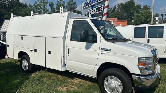 2012 Ford Econoline Commercial Cutaway E-350 — Chassis Cab Truck — 98,673 mi — Frederick, MD