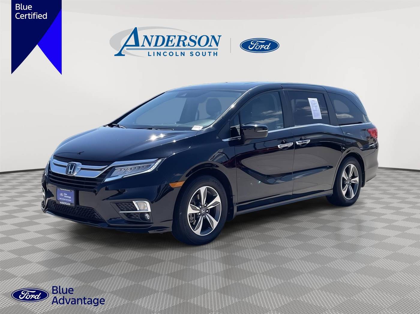 2019 Honda Odyssey Touring — Minivan — 68,443 mi — Lincoln, NE