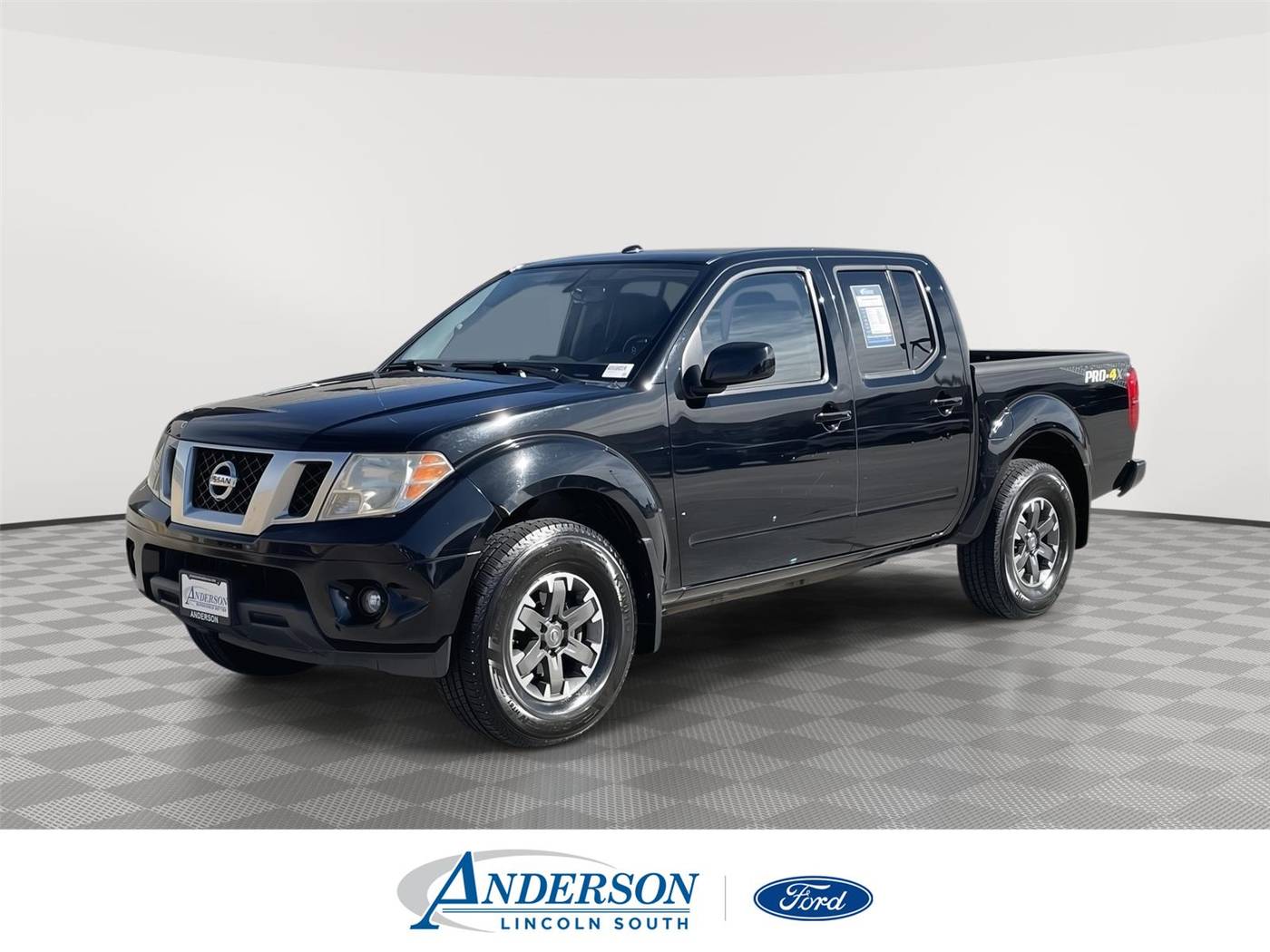 2015 Nissan Frontier PRO-4X — Pickup Truck — 125,000 mi — Lincoln, NE