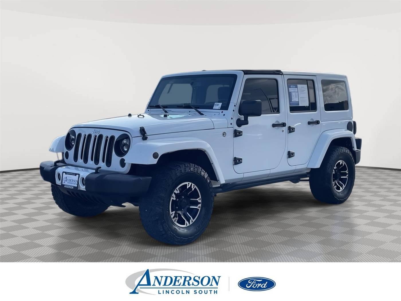 2015 Jeep Wrangler Sahara — SUV — 93,605 mi — Lincoln, NE