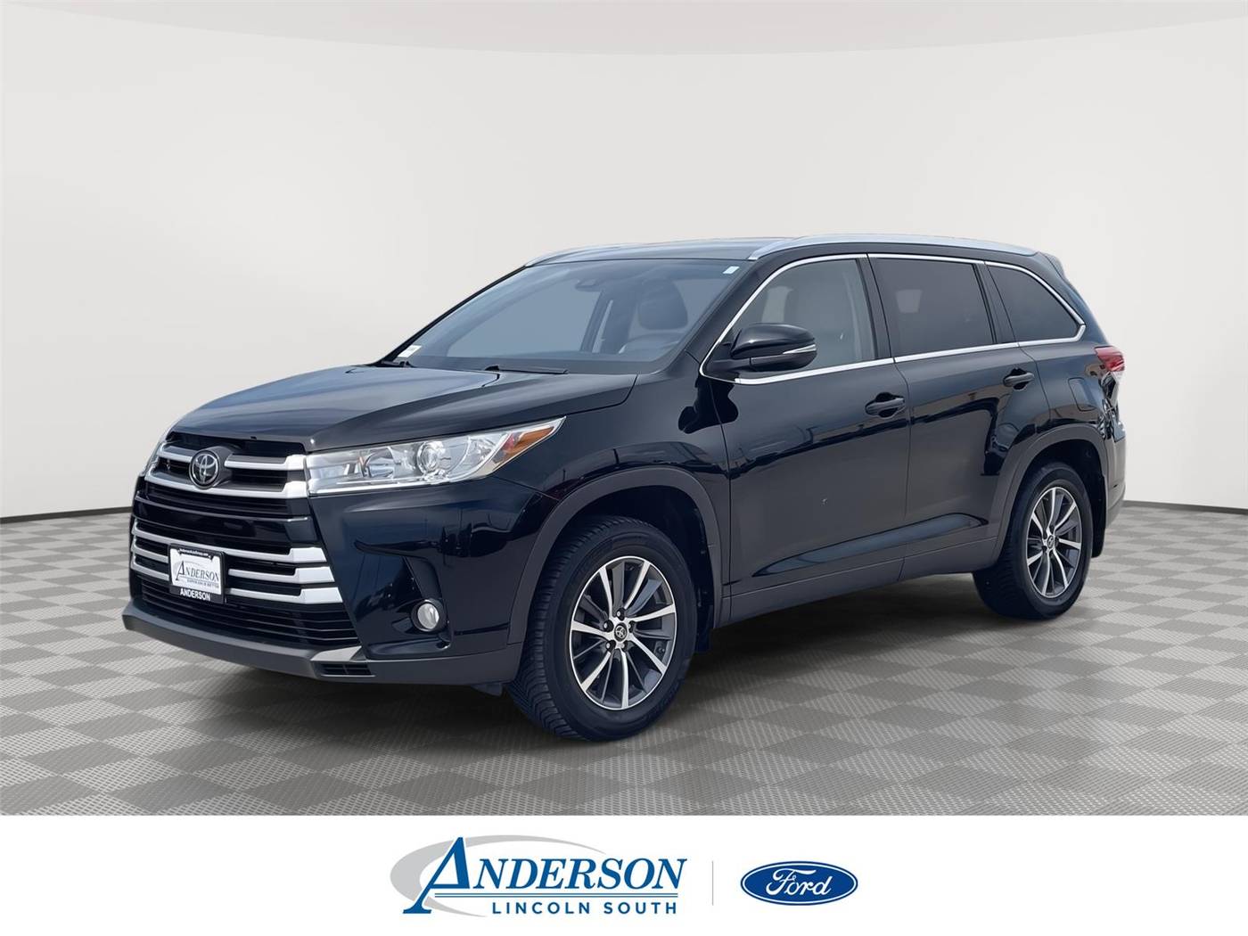 2019 Toyota Highlander XLE — SUV — 68,421 mi — Lincoln, NE