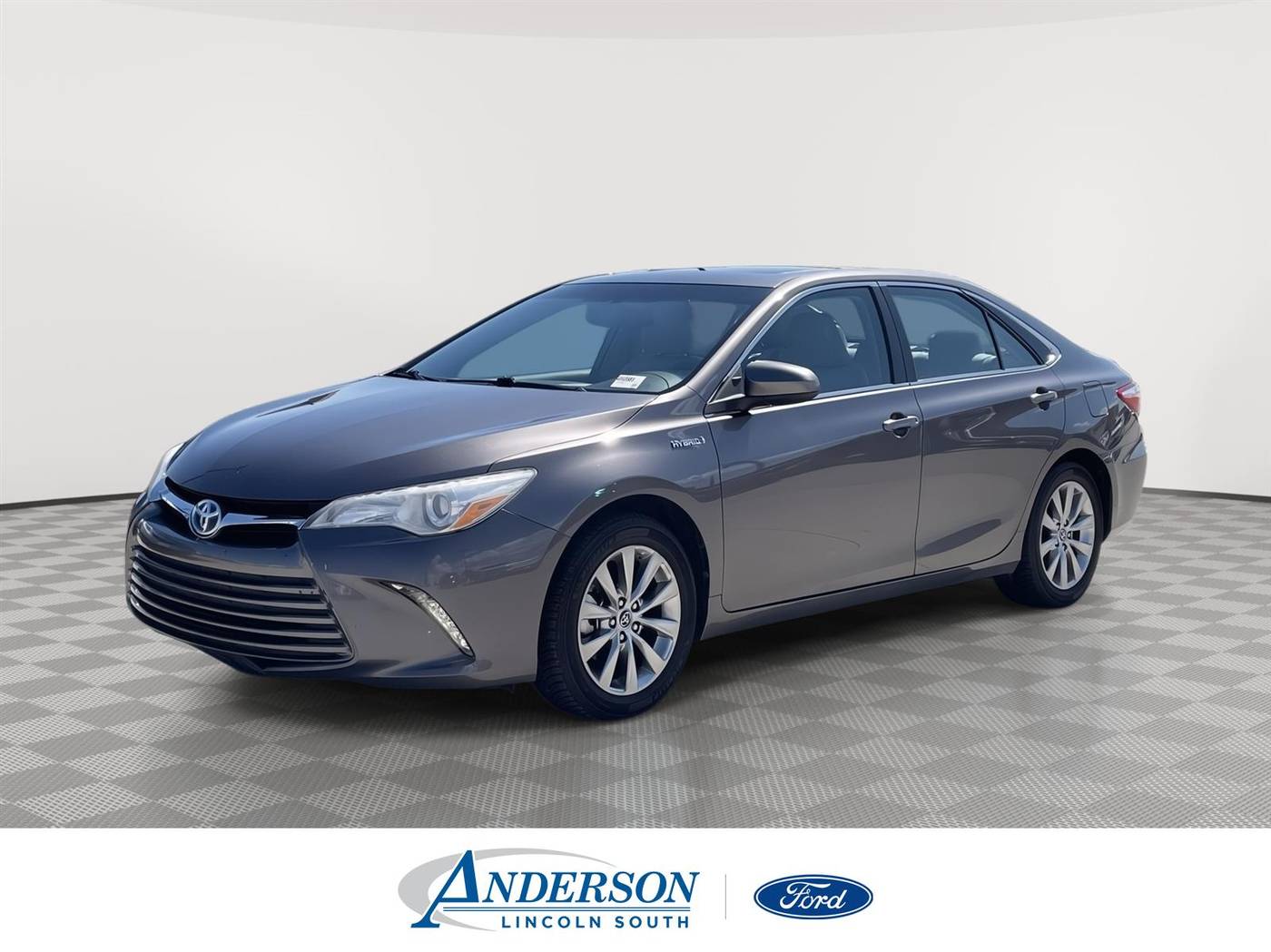 2015 Toyota Camry Hybrid XLE — Sedan — 136,391 mi — Lincoln, NE