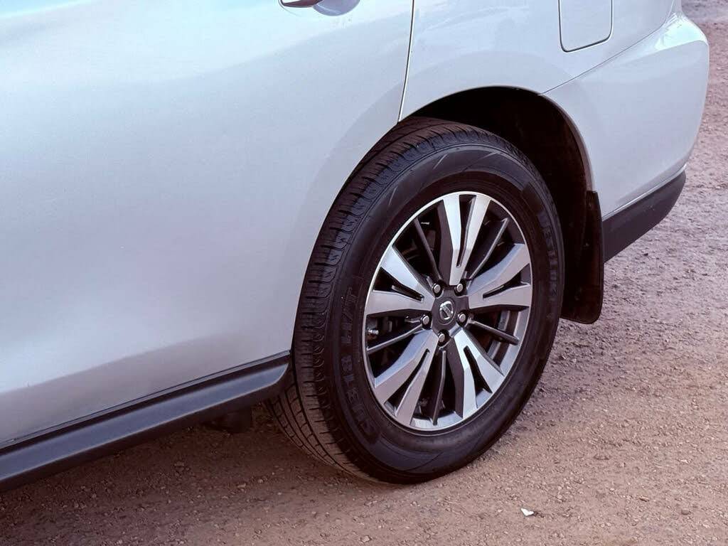 2017 Nissan Pathfinder Platinum — SUV — 88,457 mi — Long Beach, CA
