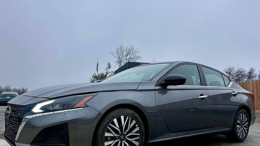 2024 Nissan Altima SV — Sedan — 7,886 mi — San Antonio, TX