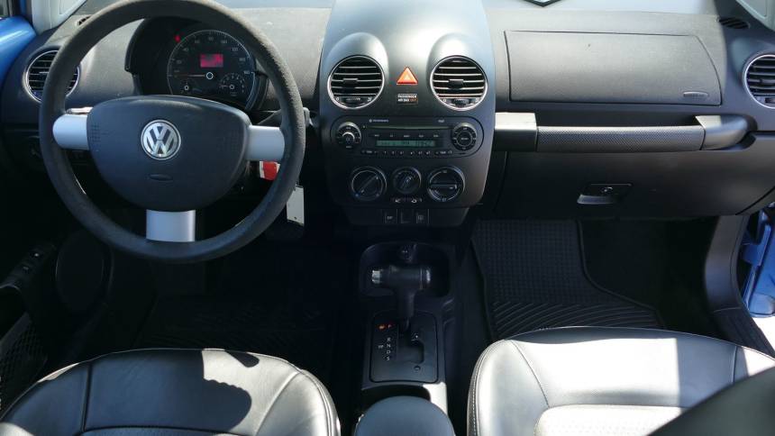 2009 volkswagen beetle interior