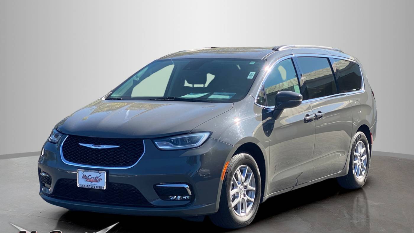 2022 Chrysler Pacifica Touring L — Minivan — 42,287 mi — San Luis Obispo, CA
