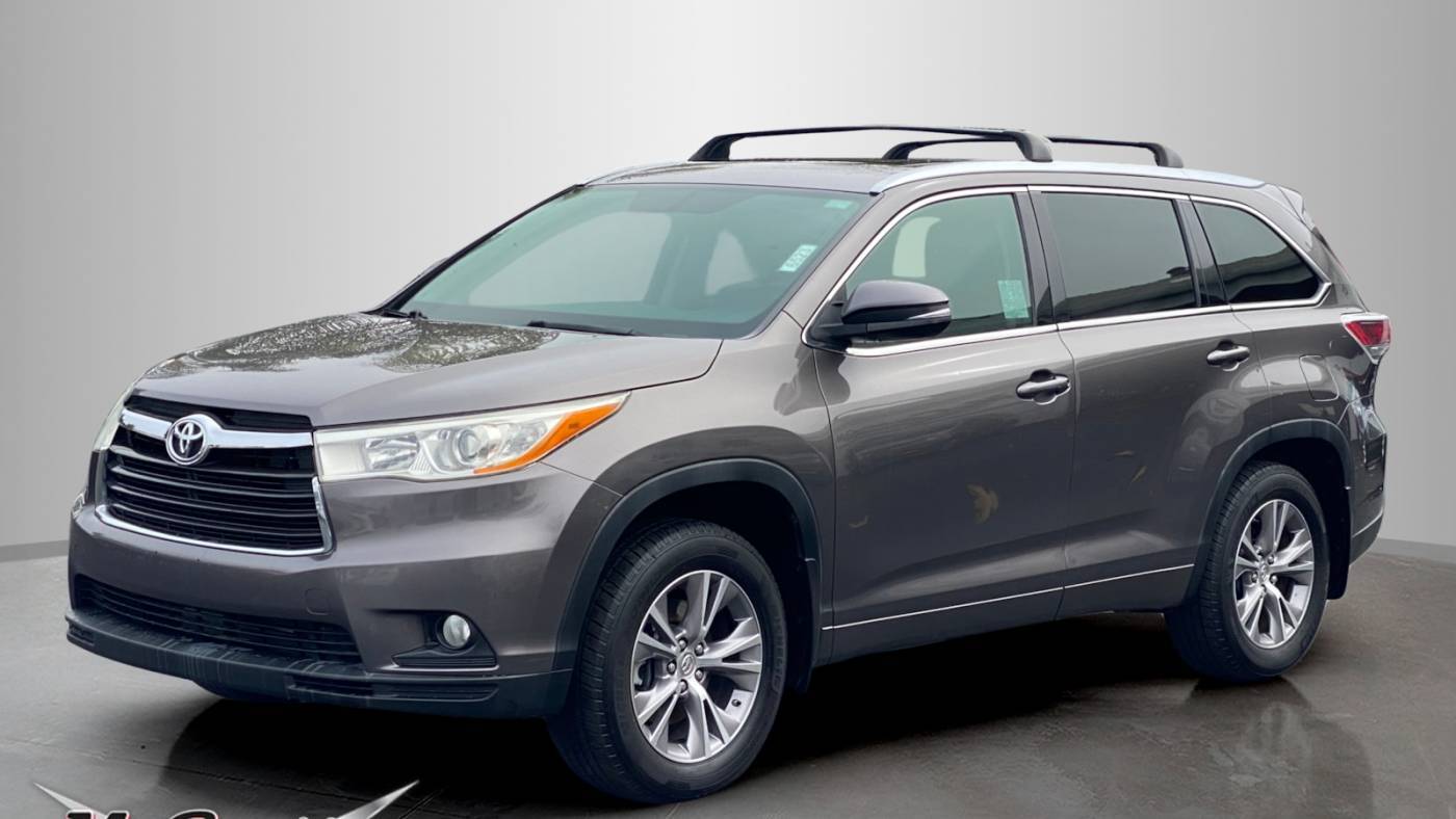 2014 Toyota Highlander XLE — SUV — 210,793 mi — San Luis Obispo, CA