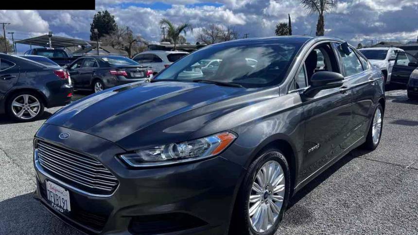 2015 Ford Fusion Hybrid SE — Sedan — 135,940 mi — Fontana, CA