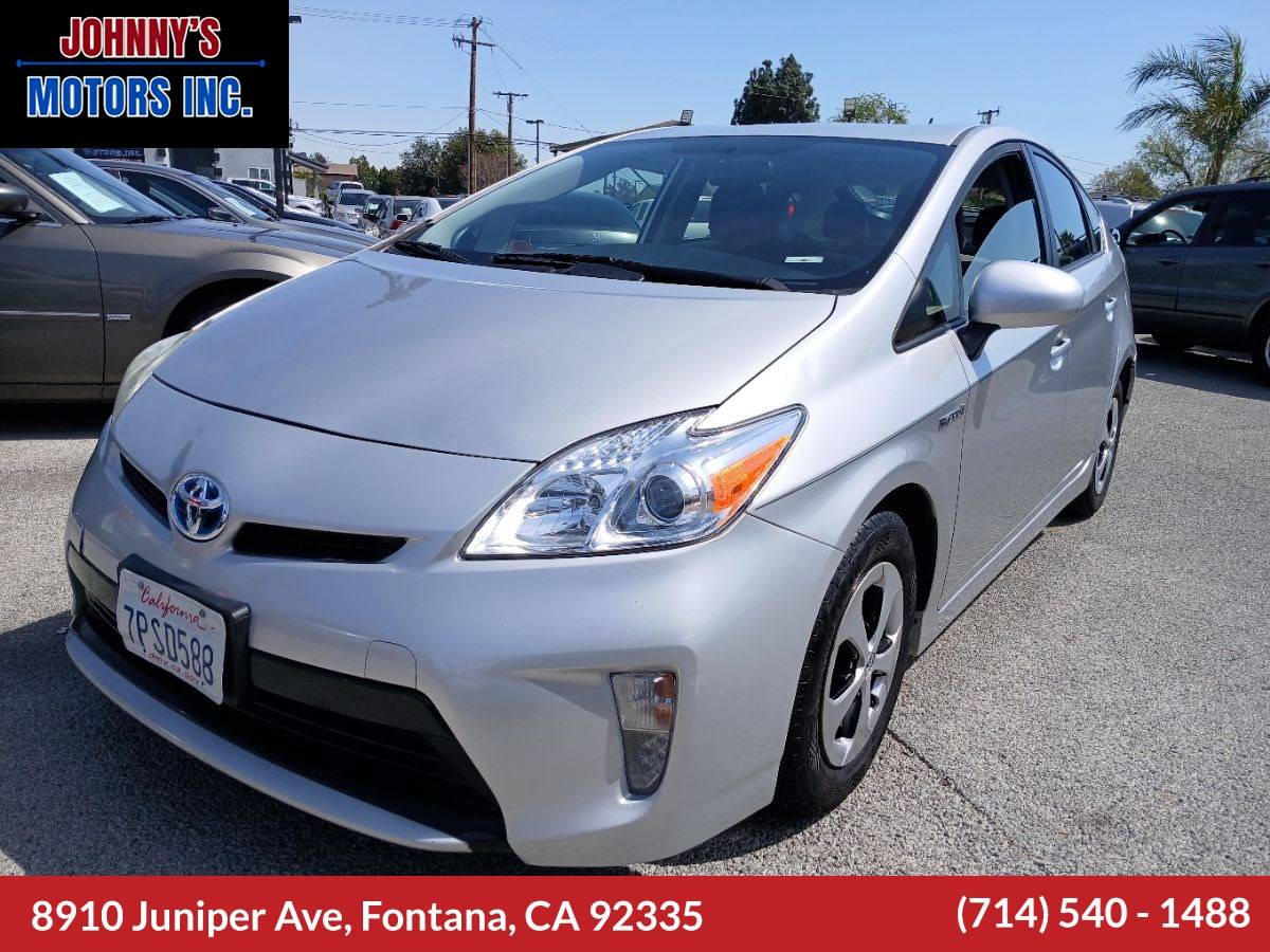 2015 Toyota Prius Three — Hatchback — 85,277 mi — Fontana, CA