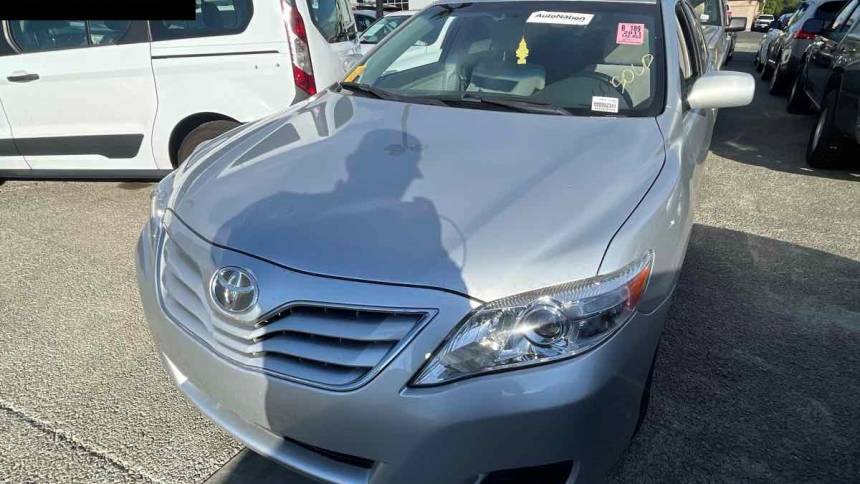 2011 Toyota Camry LE — Sedan — 142,862 mi — Fontana, CA