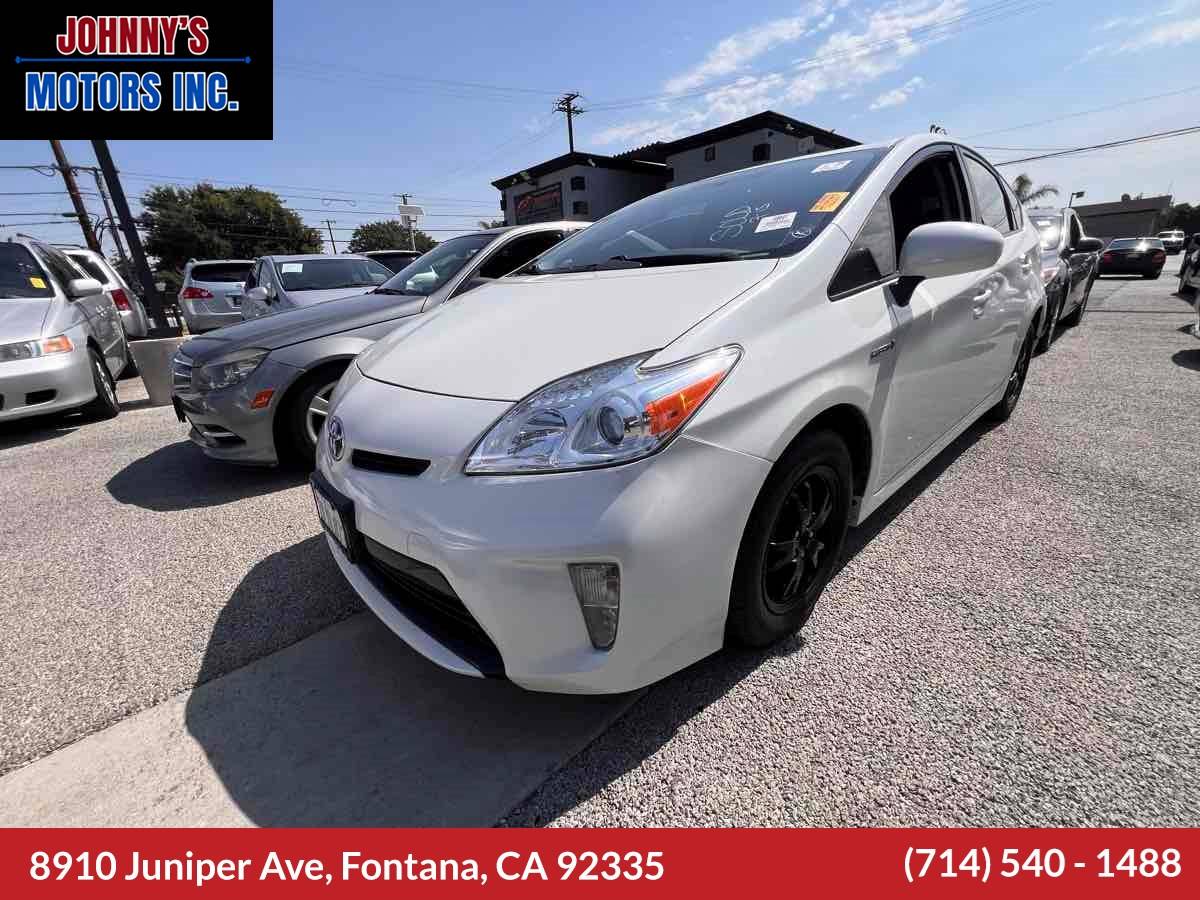 2015 Toyota Prius Three — Hatchback — 141,315 mi — Fontana, CA