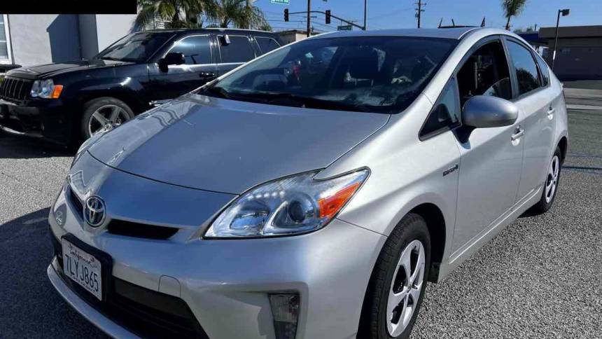 2015 Toyota Prius Three — Hatchback — 133,533 mi — Fontana, CA
