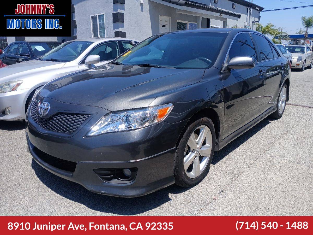 2011 Toyota Camry LE V6 — Sedan — 155,672 mi — Fontana, CA