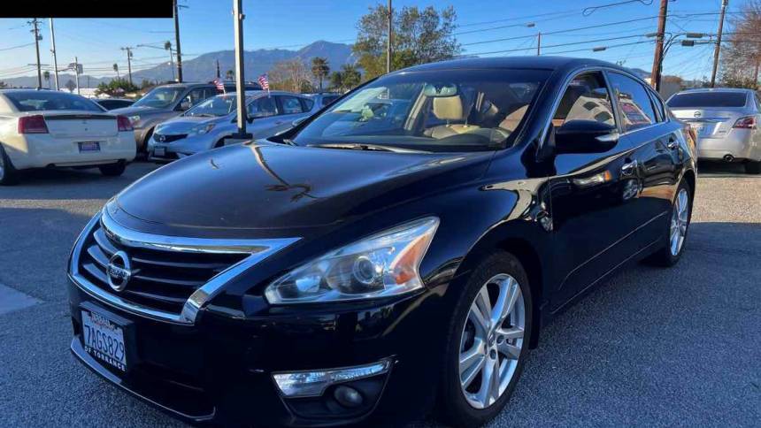 2013 Nissan Altima 3.5 SV — Sedan — 110,780 mi — Fontana, CA
