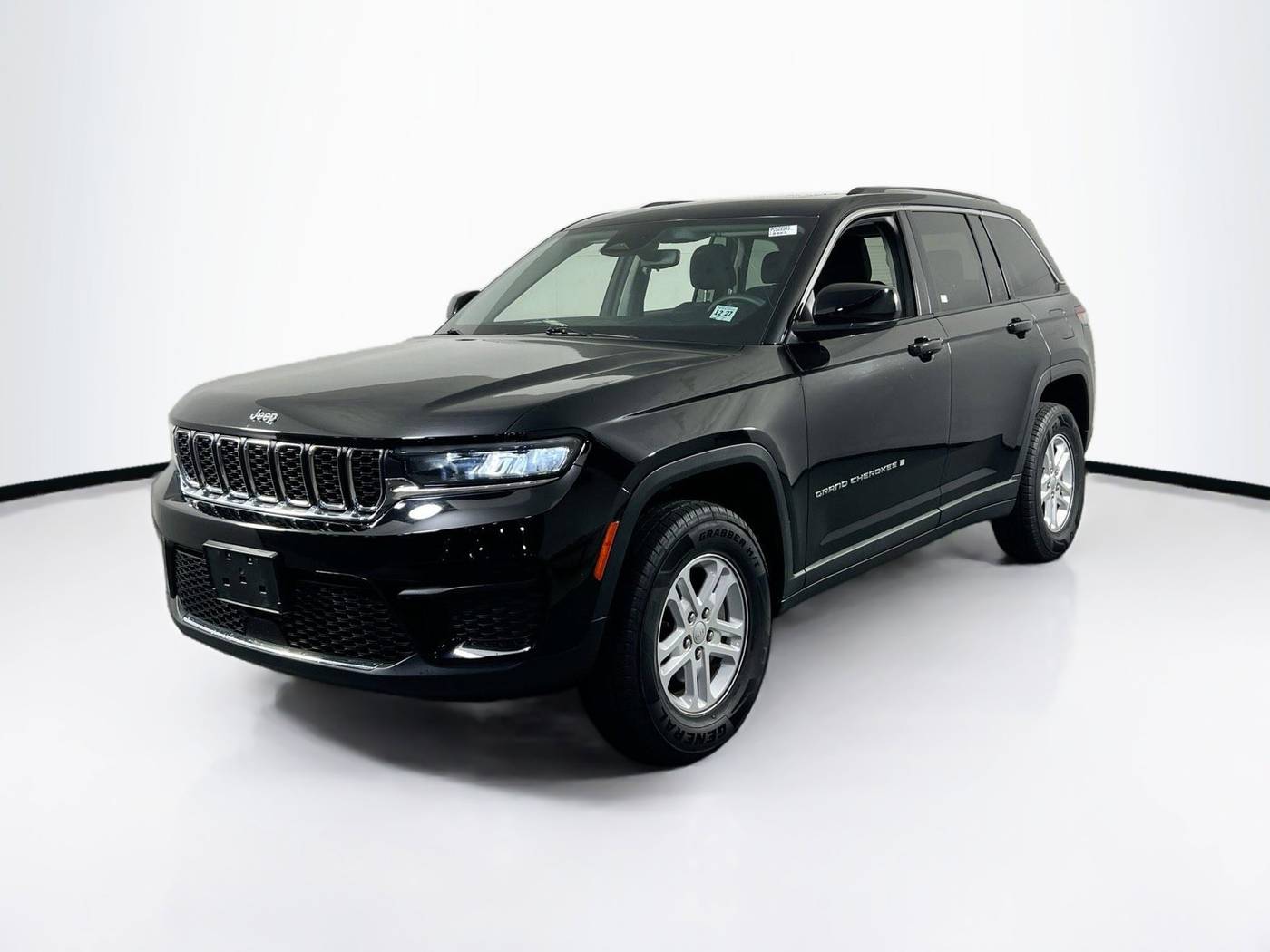 2023 Jeep Grand Cherokee Laredo — SUV — 44,182 mi — Egg Harbor Twp, NJ