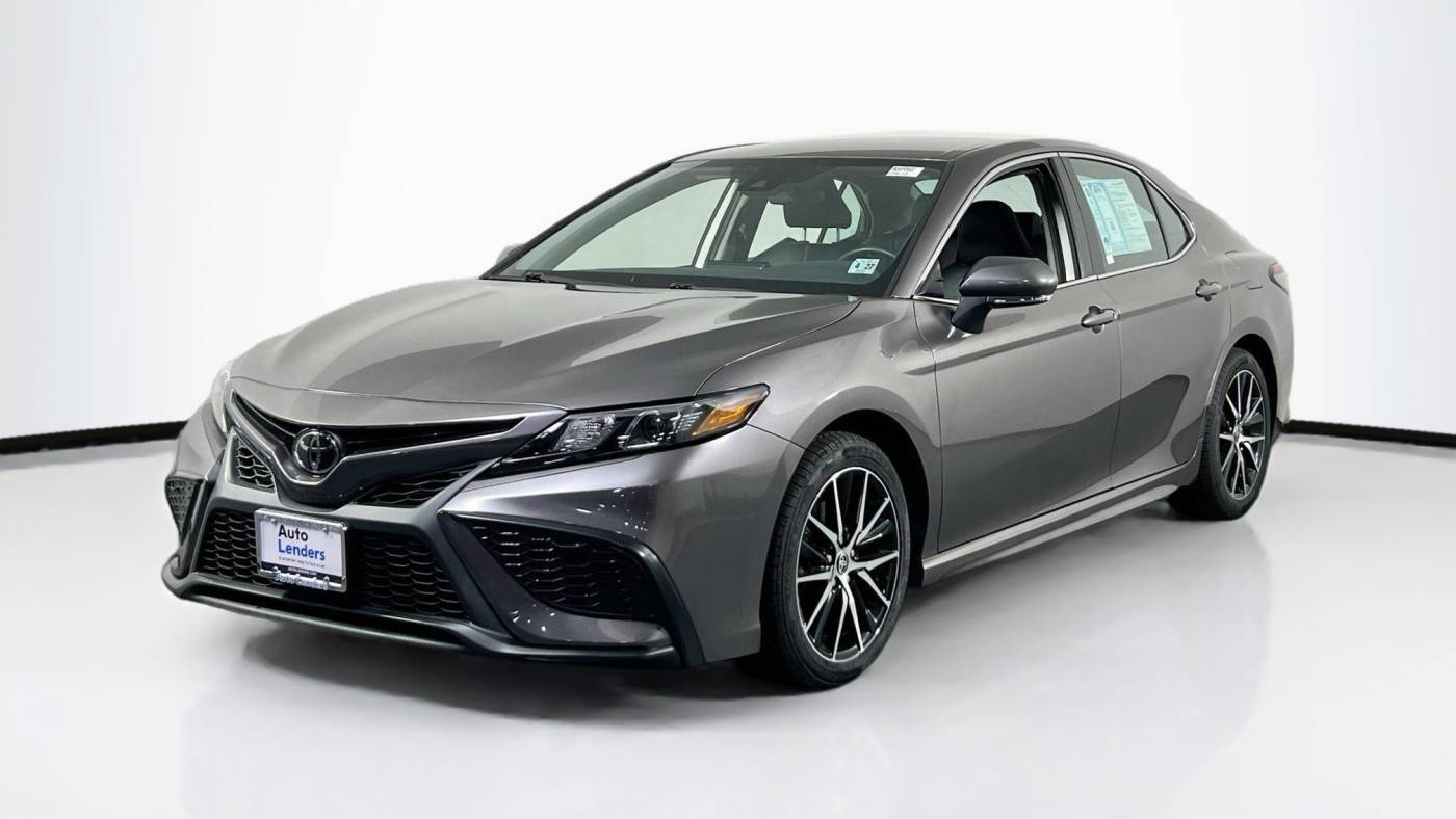 2022 Toyota Camry SE — Sedan — 19,771 mi — Voorhees, NJ