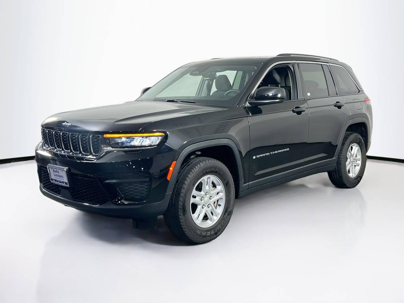 2023 Jeep Grand Cherokee Laredo — SUV — 7,536 mi — Voorhees, NJ