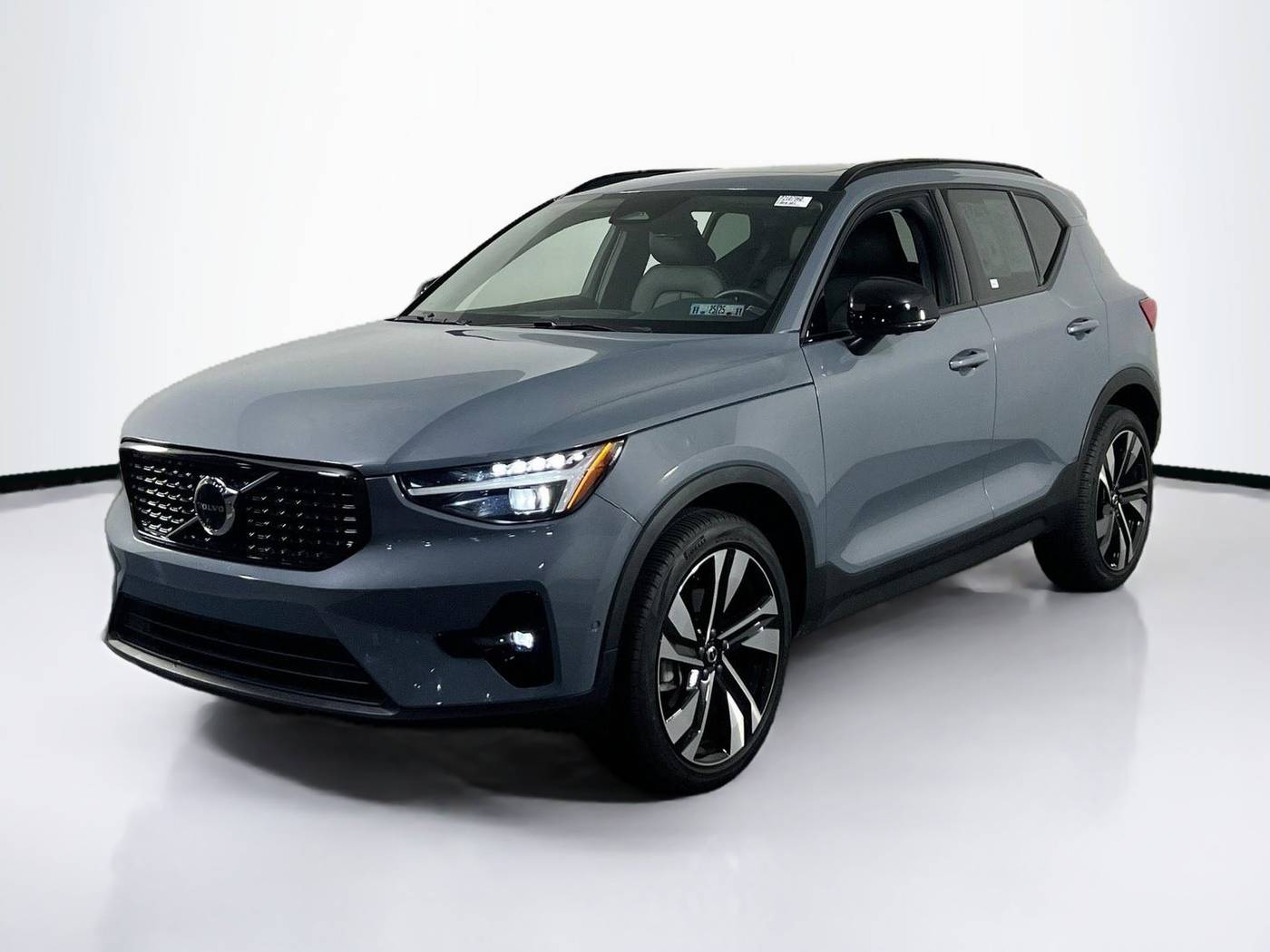 2023 Volvo XC40 Ultimate — SUV — 14,883 mi — Voorhees, NJ