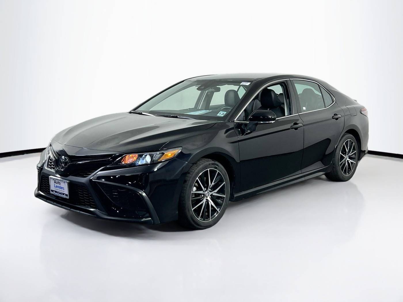 2023 Toyota Camry SE — Sedan — 31,888 mi — Voorhees, NJ