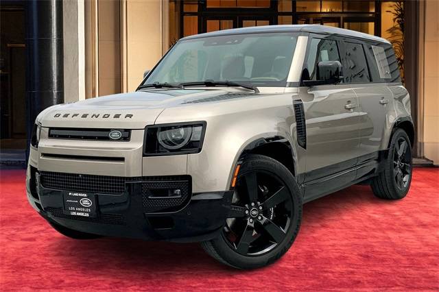 2023 Land Rover Defender V8 — SUV — 17,279 mi — Los Angeles, CA