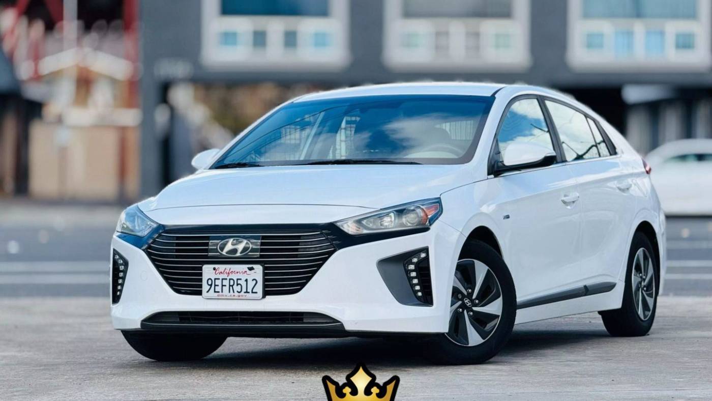 2018 Hyundai Ioniq Hybrid SEL — Hatchback — 99,520 mi — El Cajon, CA