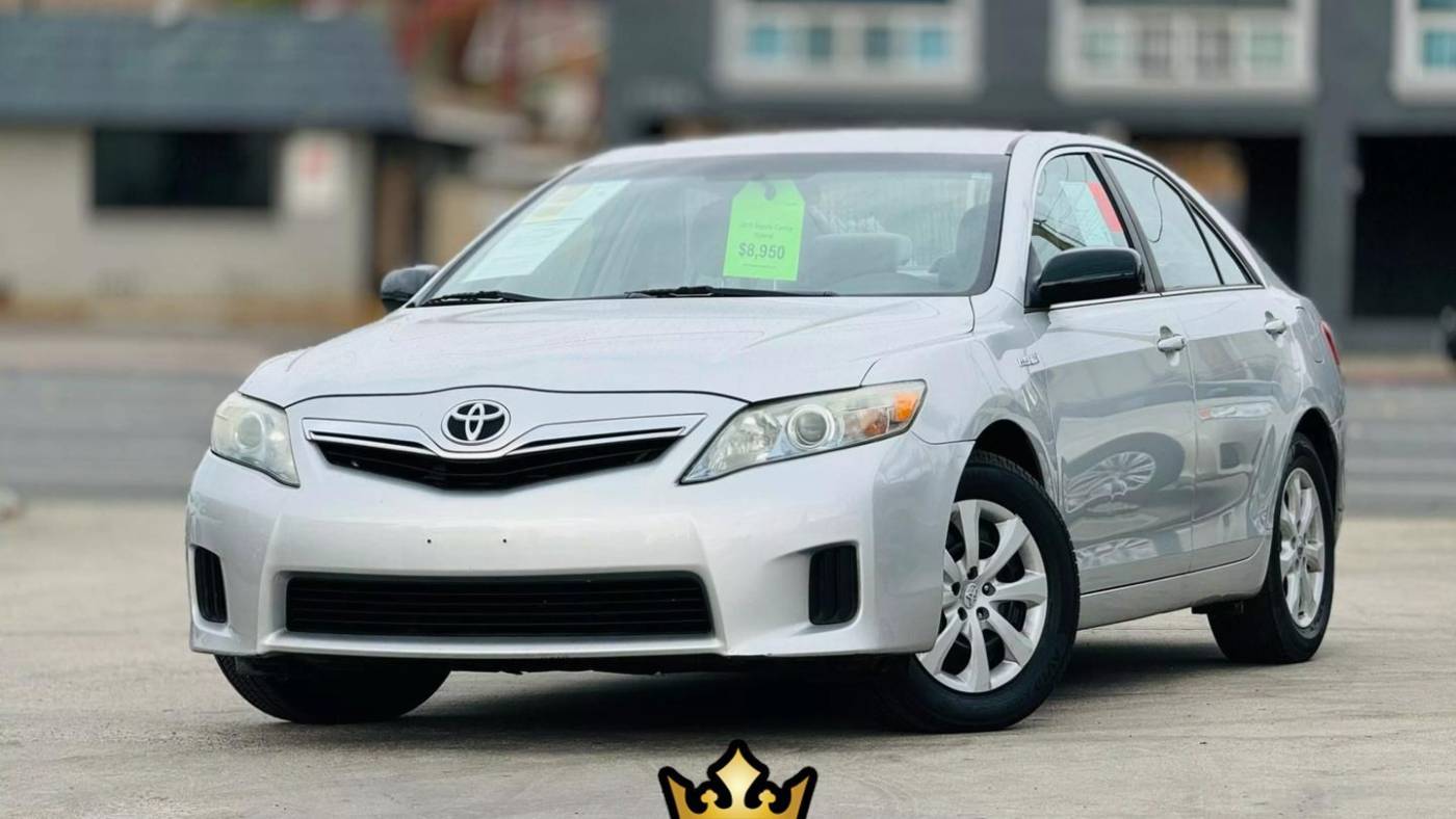 2010 Toyota Camry Hybrid — Sedan — 70,000 mi — El Cajon, CA