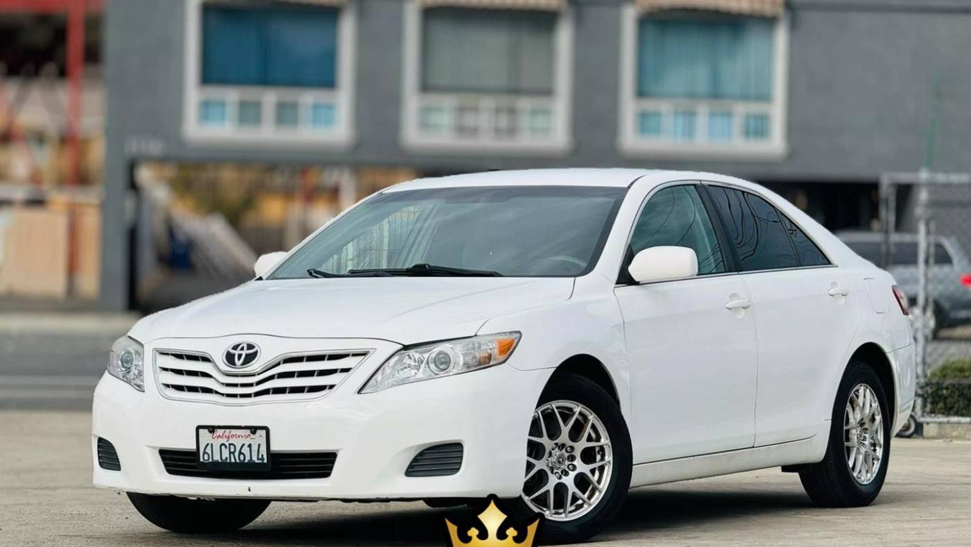 2010 Toyota Camry Base — Sedan — 183,000 mi — El Cajon, CA