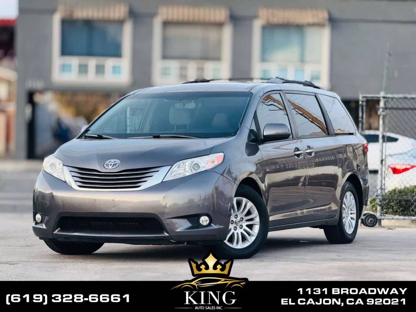 2015 Toyota Sienna XLE — Minivan — 91,671 mi — El Cajon, CA