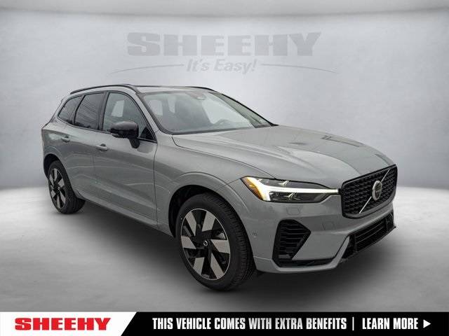 2024 Volvo XC60 Recharge T8 Ultimate Dark Theme