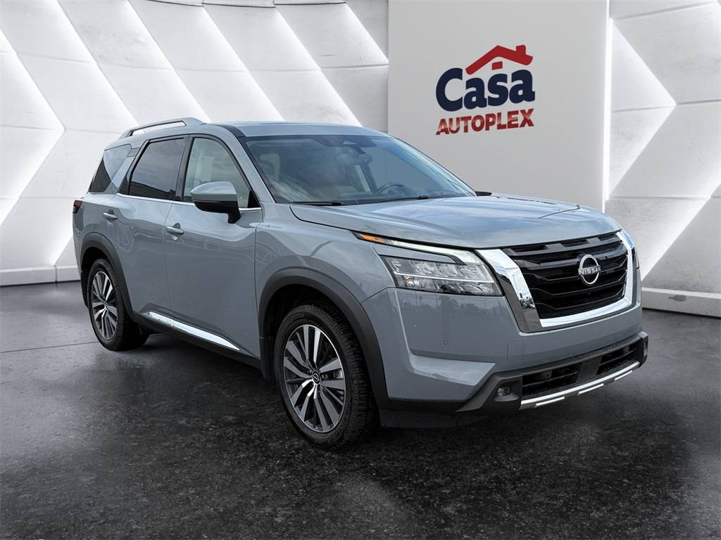 2022 Nissan Pathfinder Platinum — SUV — 11,199 mi — Las Cruces, NM