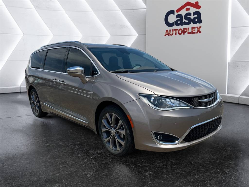 2018 Chrysler Pacifica Limited — Minivan — 102,361 mi — Las Cruces, NM