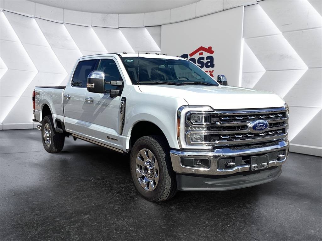 2024 Ford Super Duty F-350 LARIAT — Pickup Truck — 11,280 mi — Las Cruces, NM
