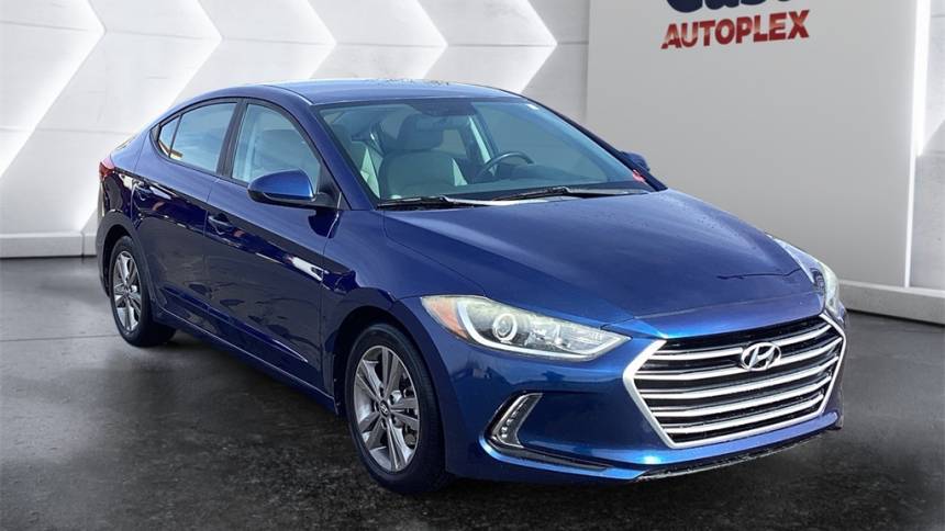 2017 Hyundai Elantra SE — Sedan — 102,248 mi — Las Cruces, NM