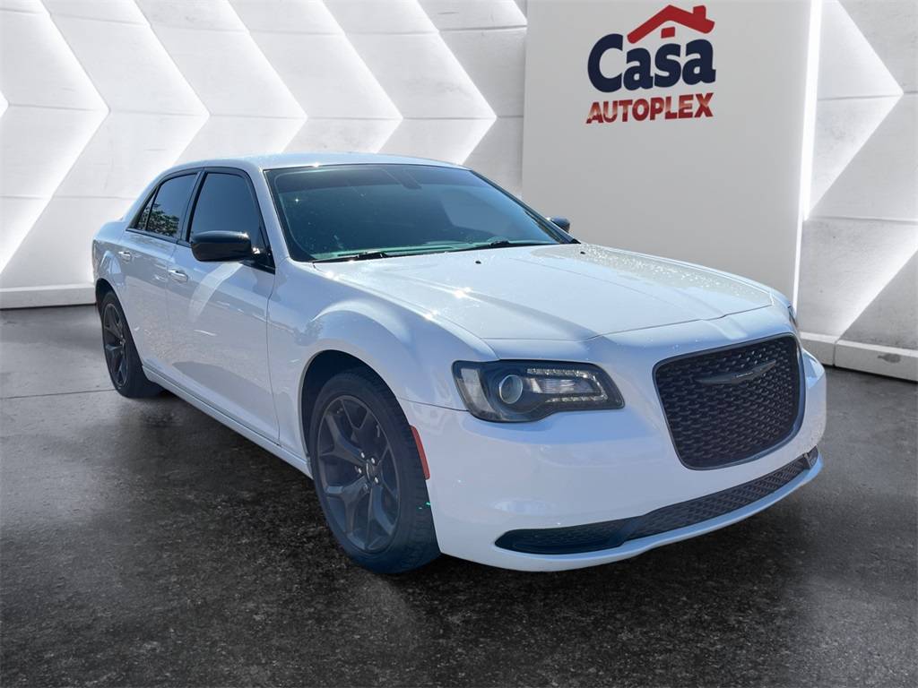 2022 Chrysler 300 Touring — Sedan — 34,040 mi — Las Cruces, NM