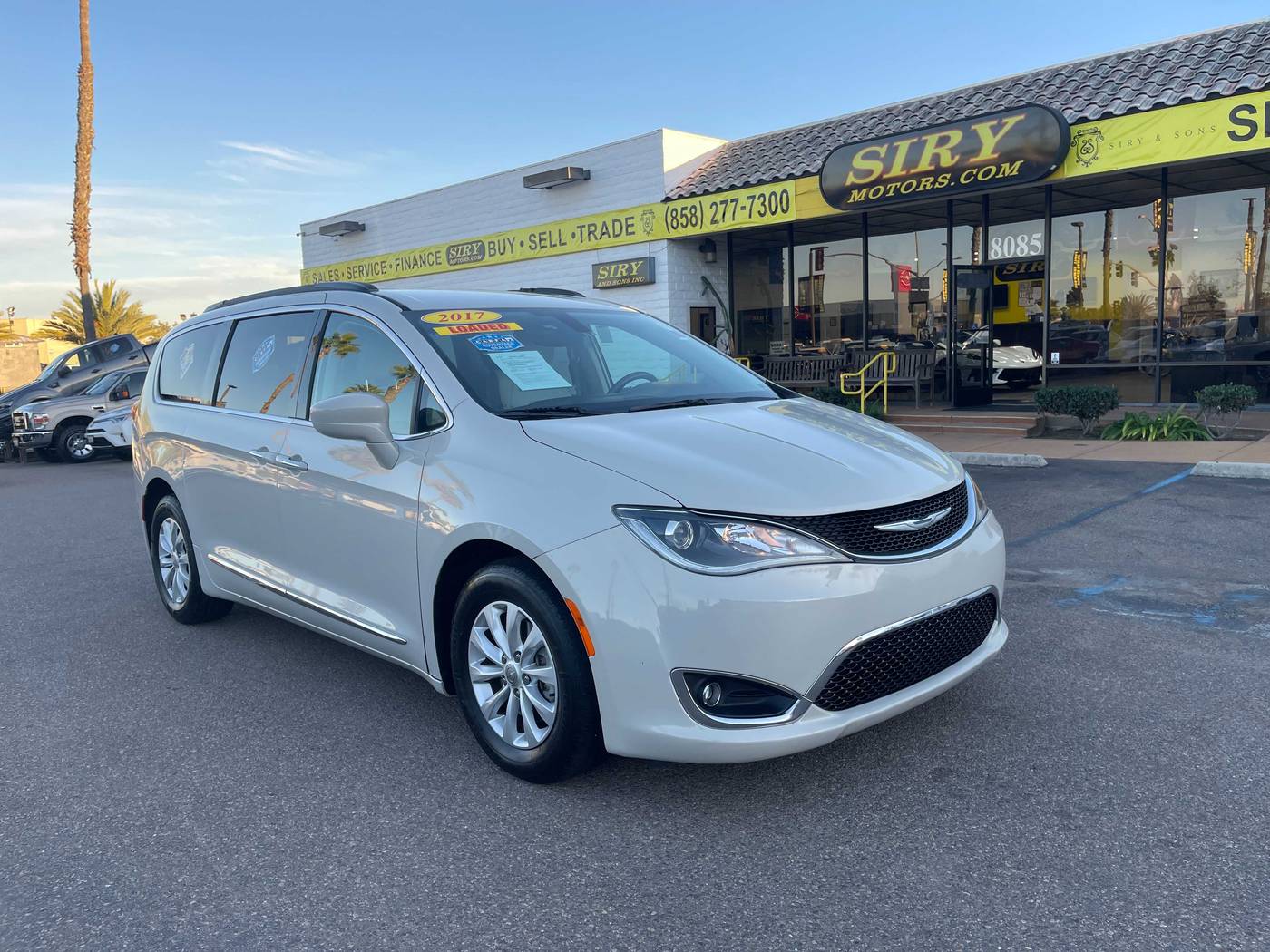 2017 Chrysler Pacifica Touring L — Minivan — 95,844 mi — San Diego, CA