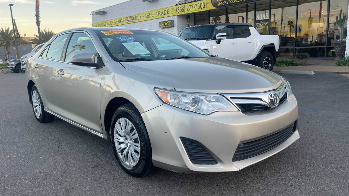 2014 Toyota Camry LE — Sedan — 109,281 mi — San Diego, CA