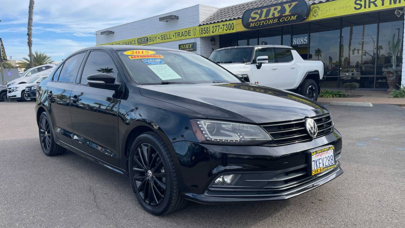 2015 Volkswagen Jetta 1.8T SE — Sedan — 118,367 mi — San Diego, CA