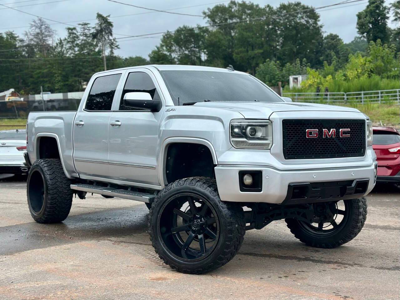 2014 GMC Sierra 1500 SLT — Pickup Truck — 140,008 mi — Gainsville, GA