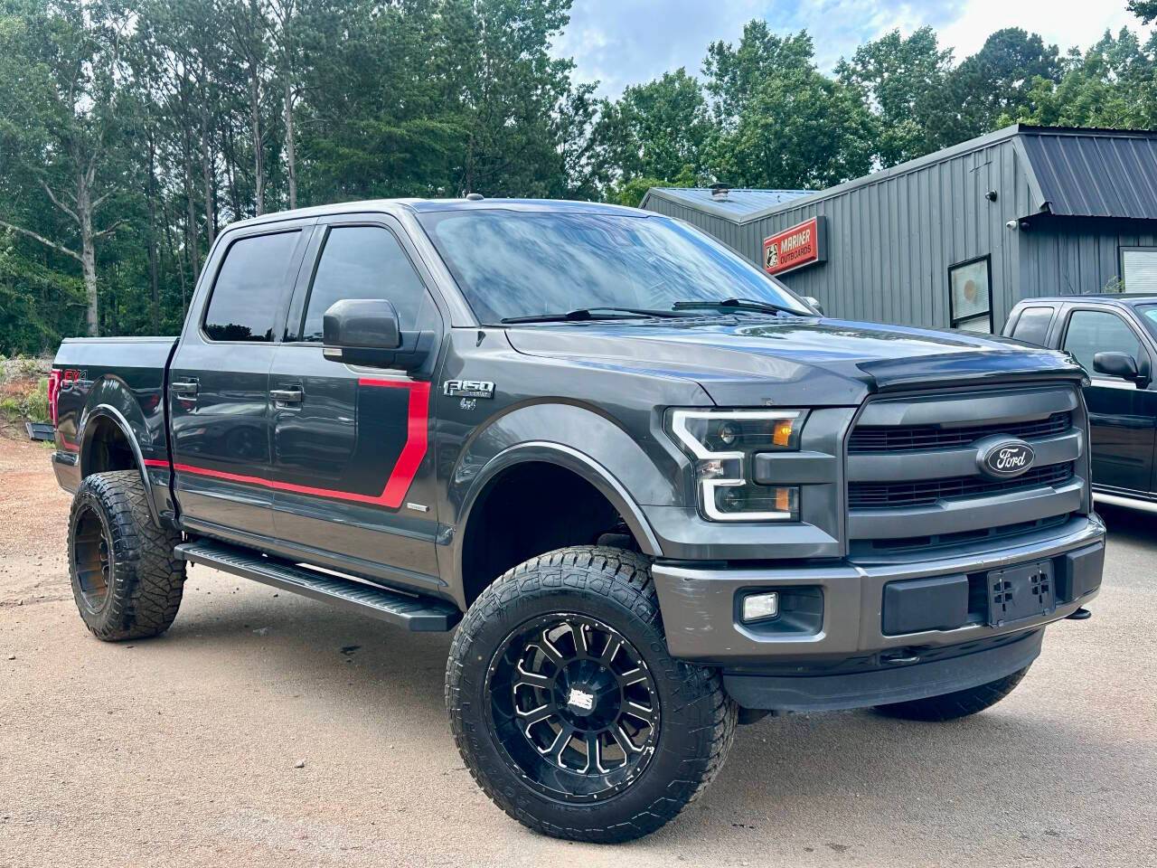 2015 Ford F-150 Lariat — Pickup Truck — 121,759 mi — Gainsville, GA