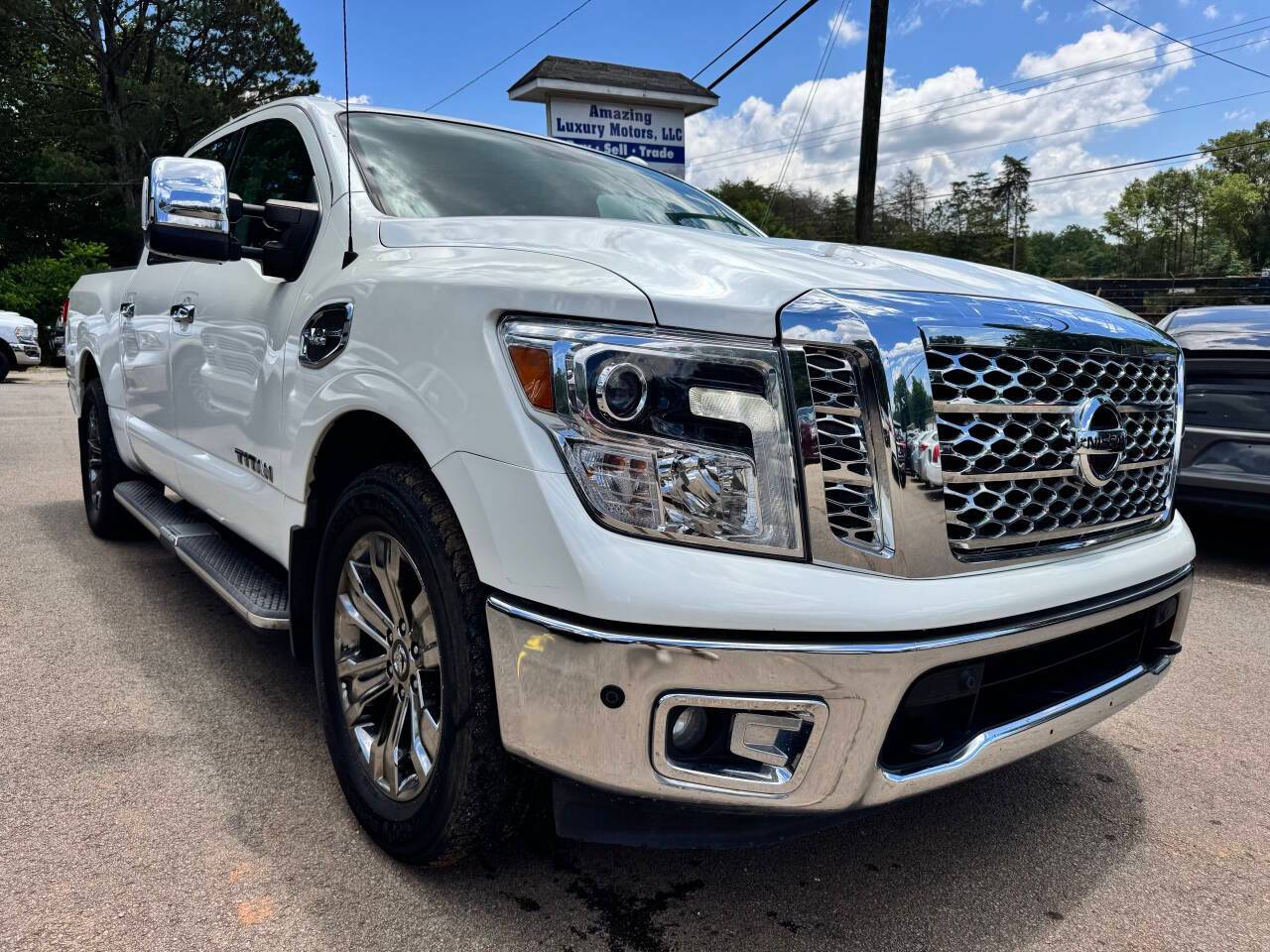 2017 Nissan Titan SL — Pickup Truck — 112,300 mi — Gainsville, GA