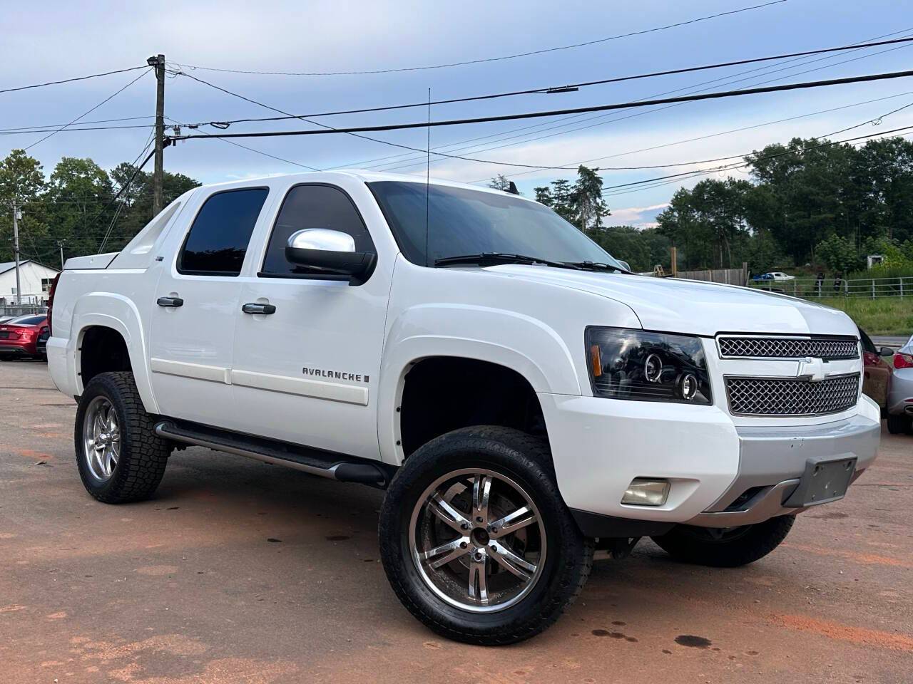 2008 Chevrolet Avalanche LTZ — Pickup Truck — 157,145 mi — Gainsville, GA