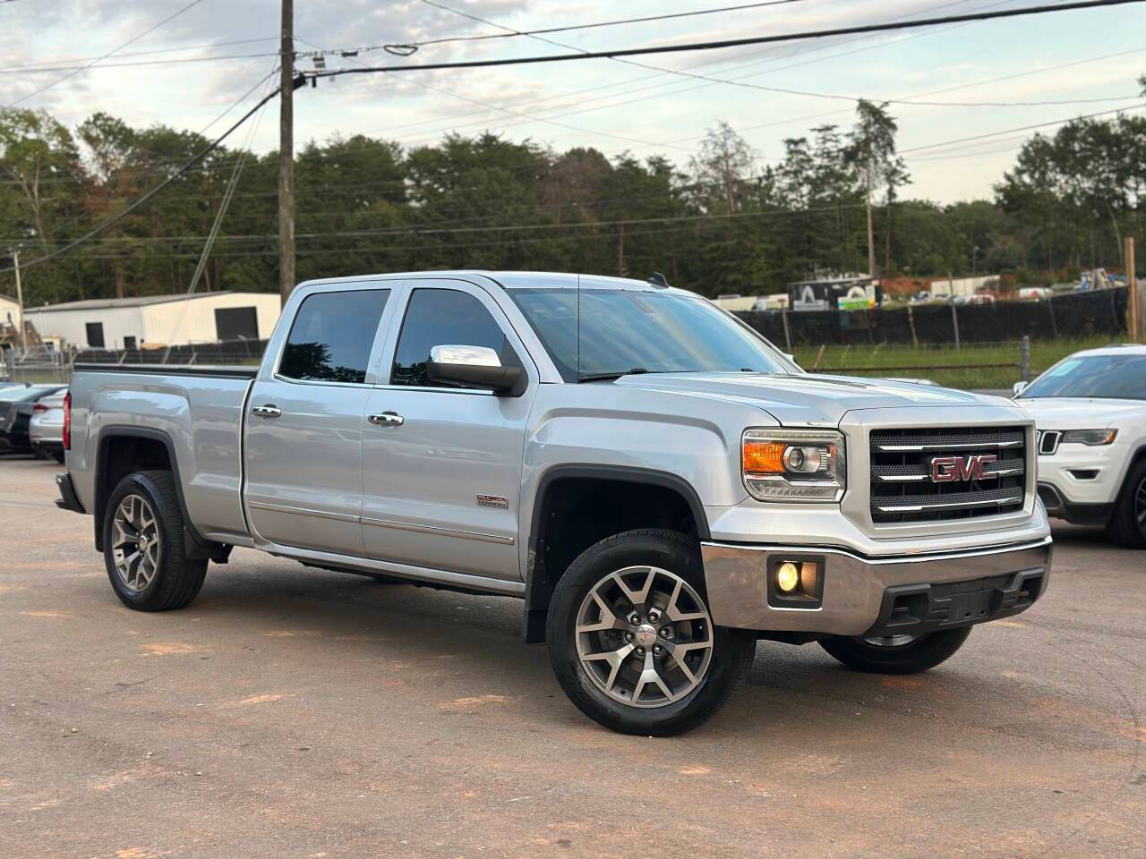 2014 GMC Sierra 1500 SLE — Pickup Truck — 124,316 mi — Gainsville, GA