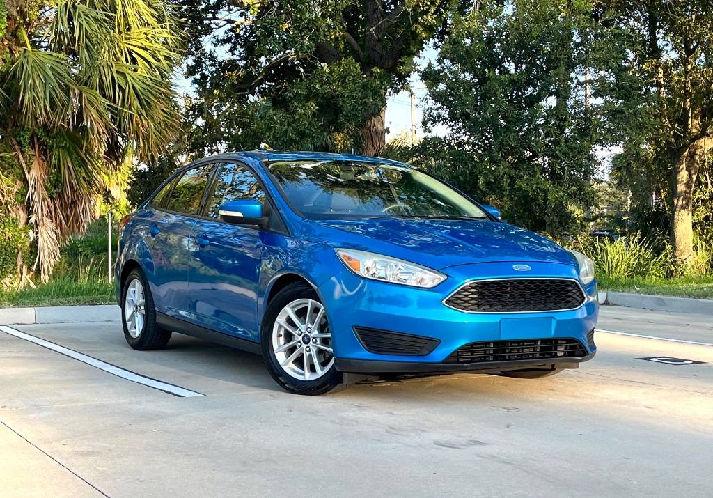 2015 Ford Focus SE — Sedan — 58,472 mi — Tampa, FL