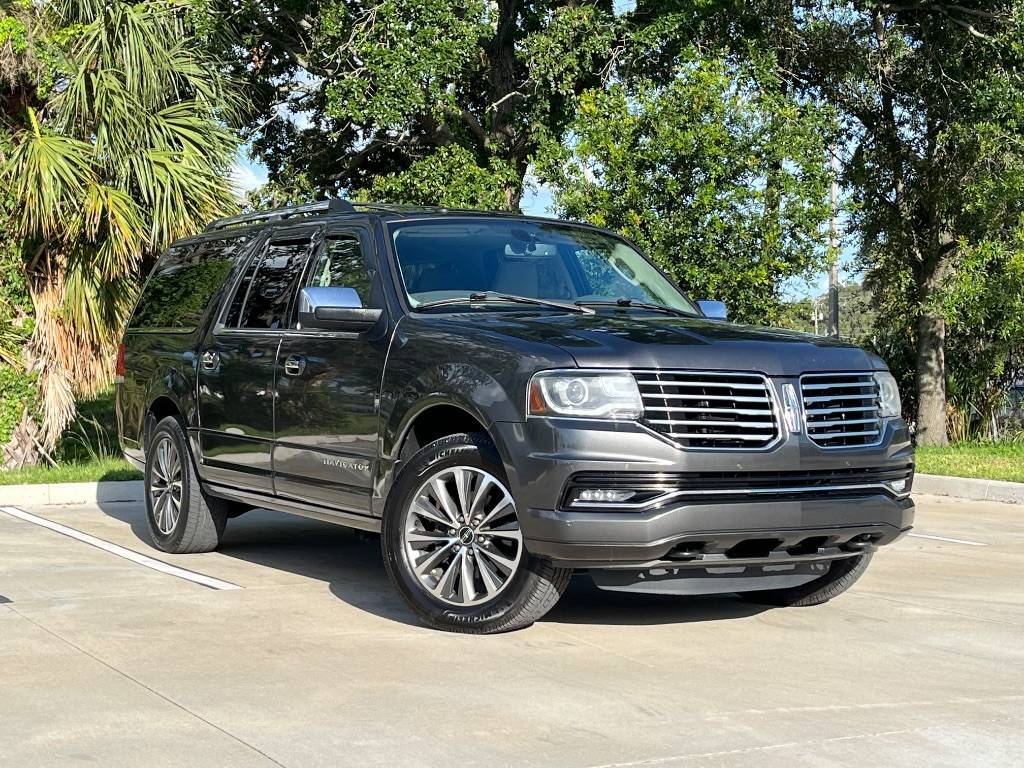 2017 Lincoln Navigator Select — SUV — 139,787 mi — Tampa, FL
