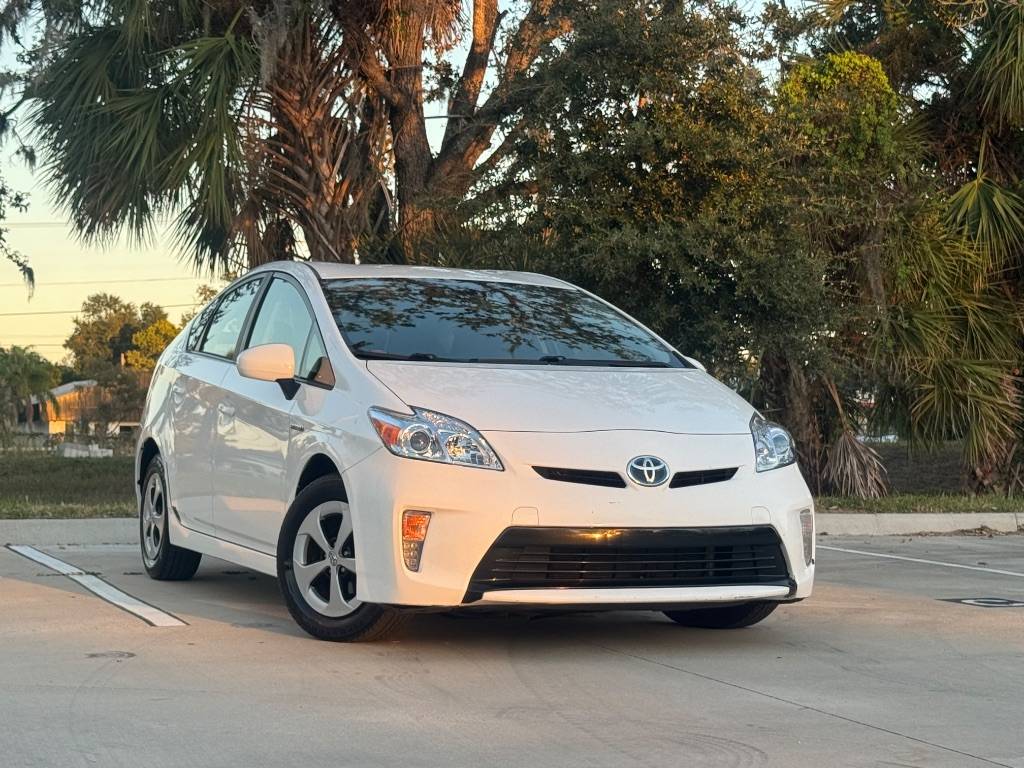 2015 Toyota Prius Four — Hatchback — 110,444 mi — Tampa, FL