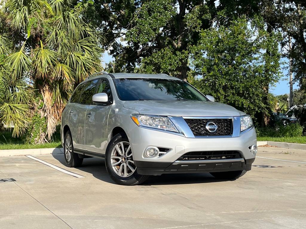 2015 Nissan Pathfinder SV